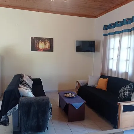 Apartment Yannis 1 *