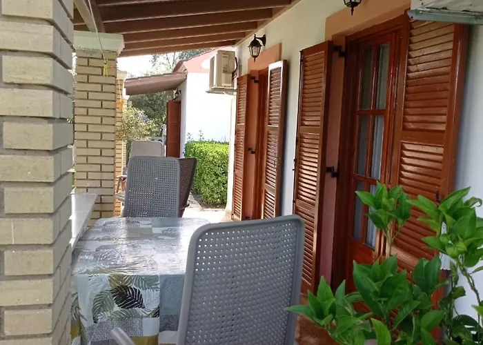 Apartamento Yannis 1 Rodas