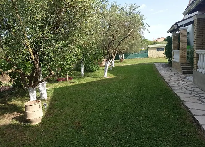 Apartamento Yannis 1 *